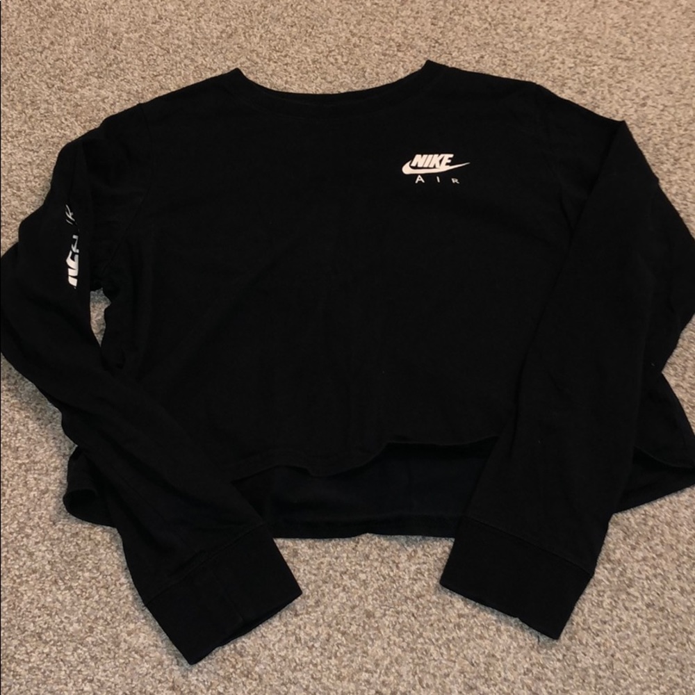 Nike Air Big Kids' (Girls') Long-Sleeve Crop Top